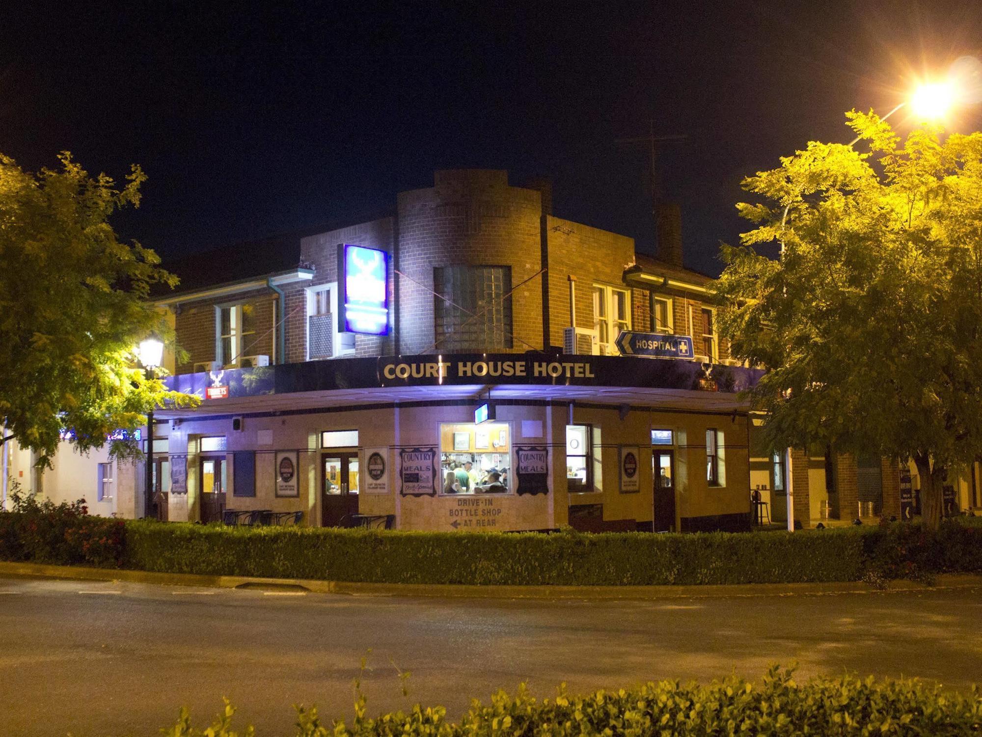 Court House Hotel Boorowa Luaran gambar