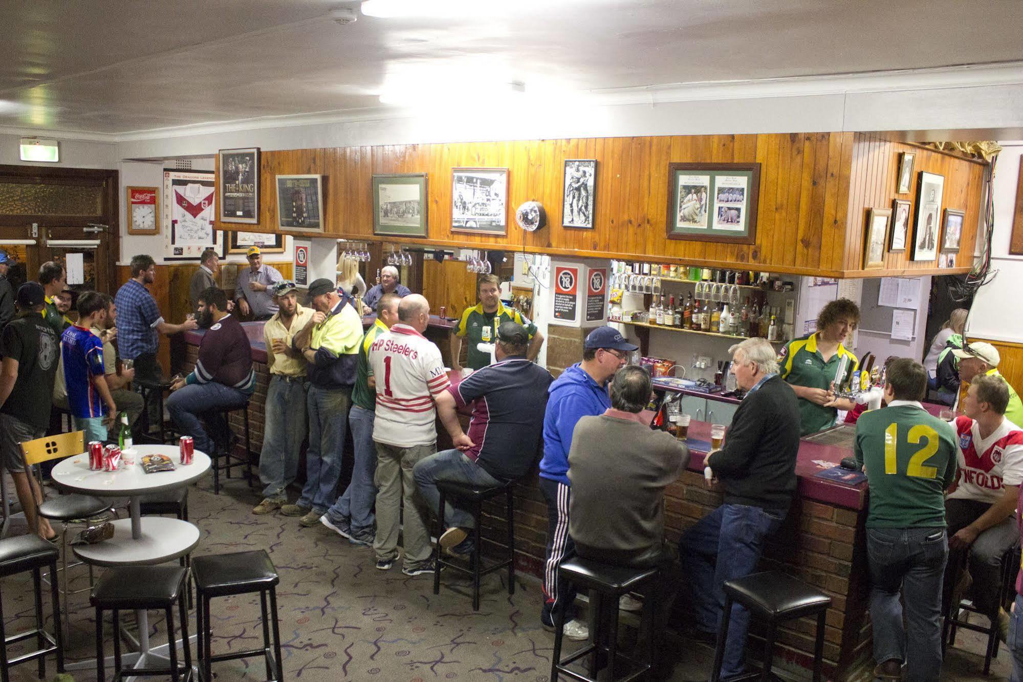 Court House Hotel Boorowa Luaran gambar
