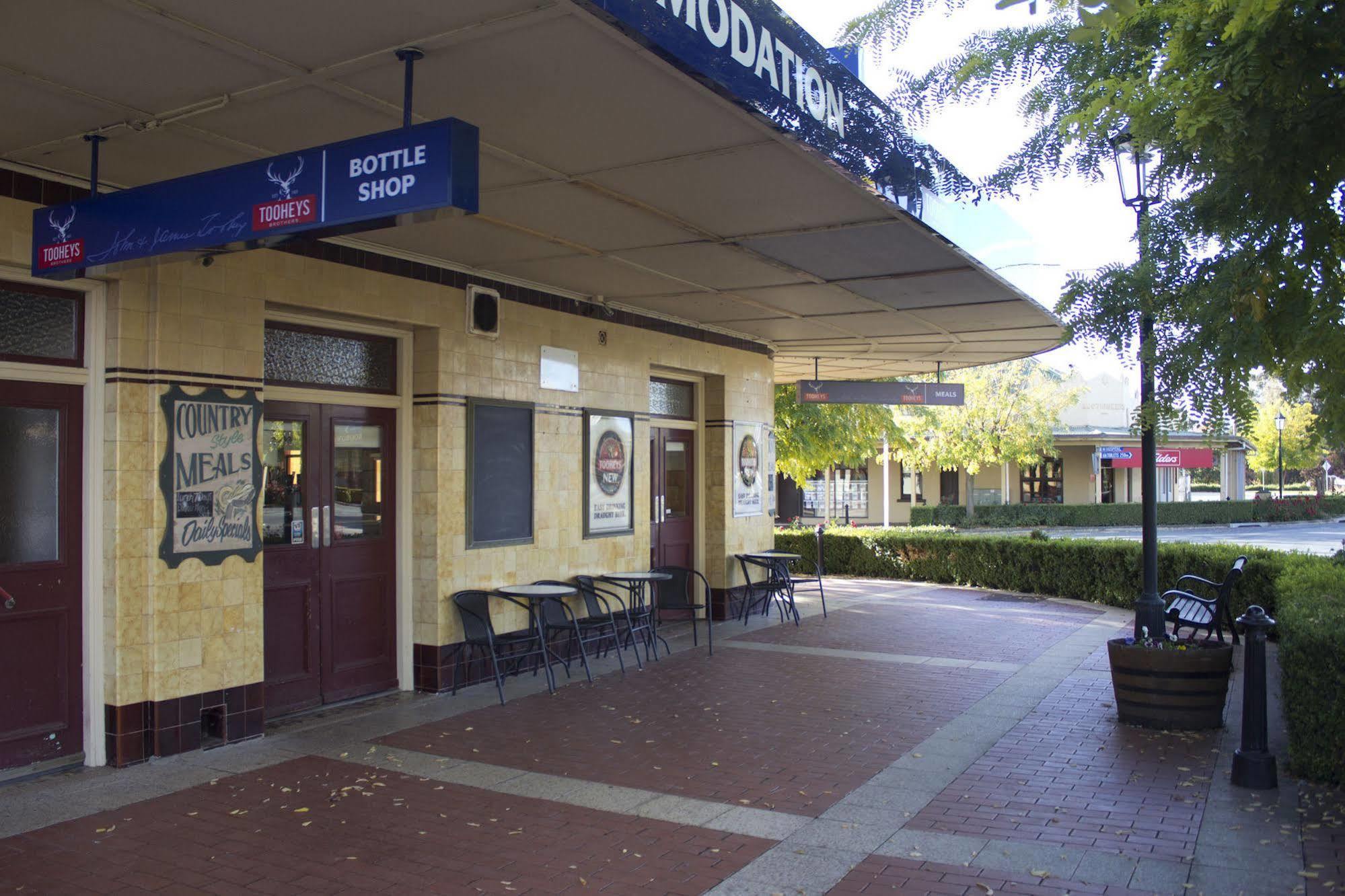 Court House Hotel Boorowa Luaran gambar