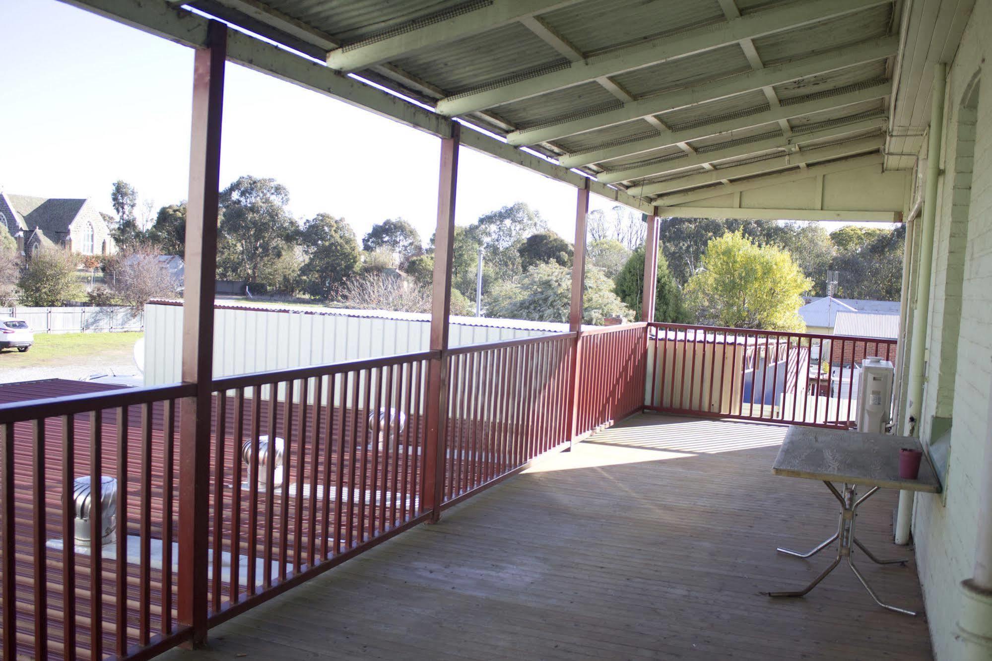Court House Hotel Boorowa Luaran gambar